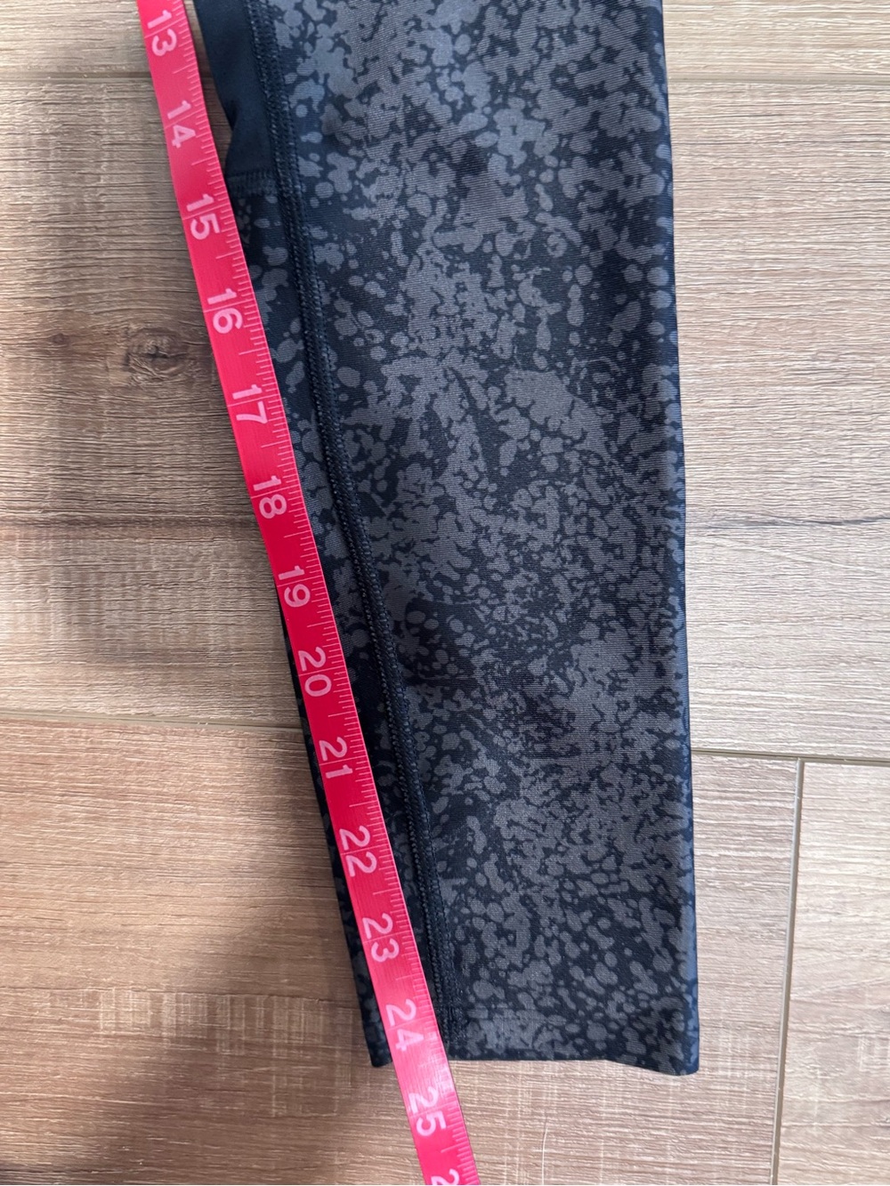 Under Armour Black/Charcoal Printed Performance Leggings - Picture 2 of 5
